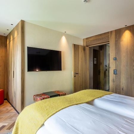 Hotel Zermama Zermatt Bagian luar foto