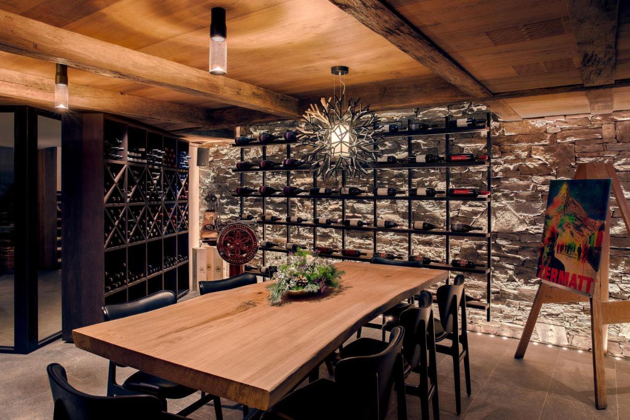 Hotel Zermama Zermatt Bagian luar foto