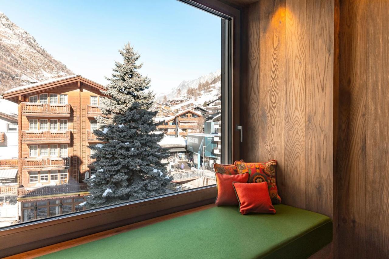Hotel Zermama Zermatt Bagian luar foto