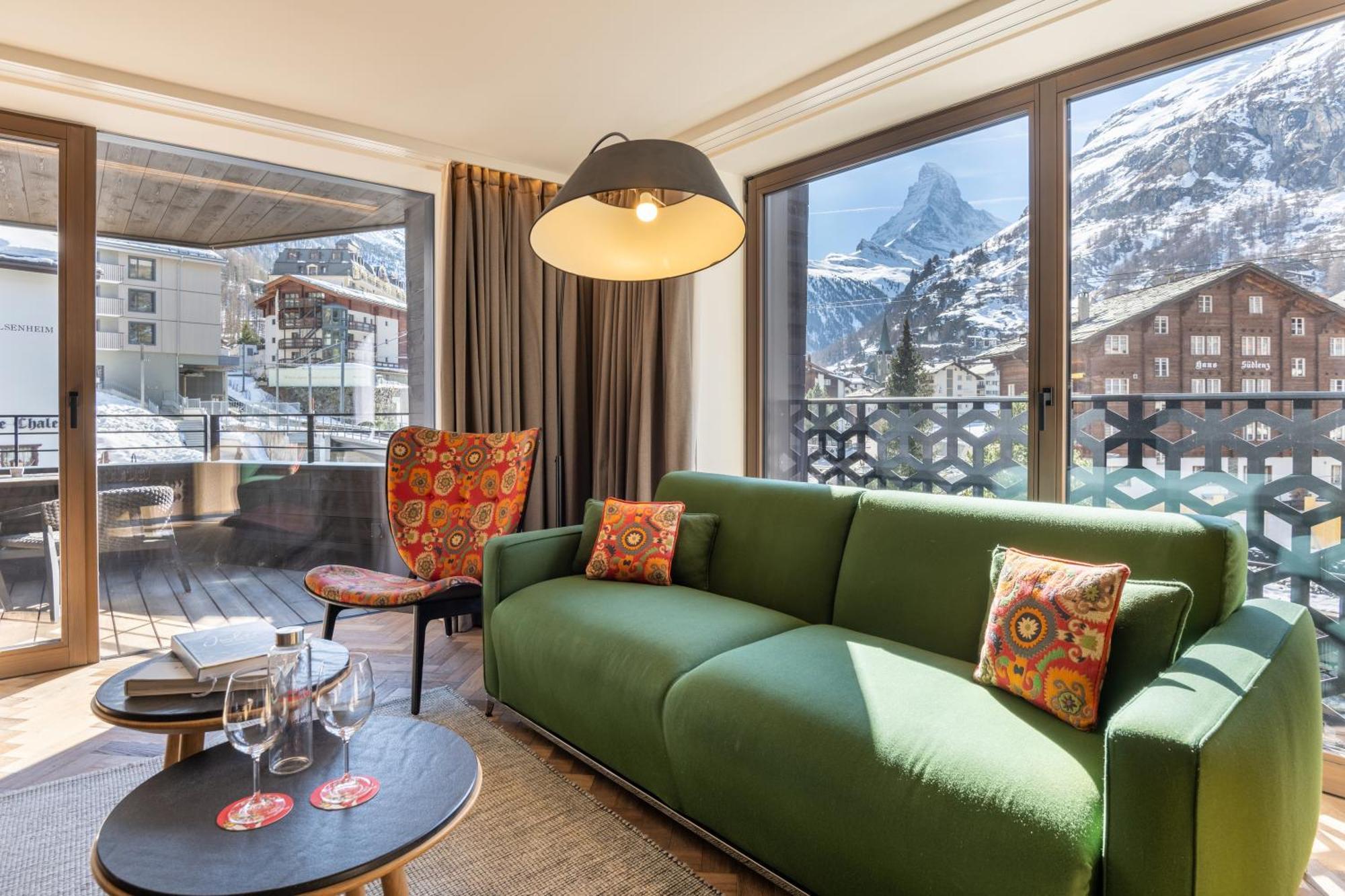 Hotel Zermama Zermatt Bagian luar foto